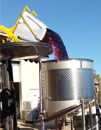 Abacela Winemaking - Tank Fill